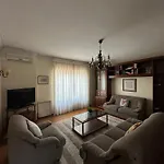 Avenida House - Regina Group Apartament
