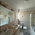 Avenida House - Regina Group Viana do Castelo