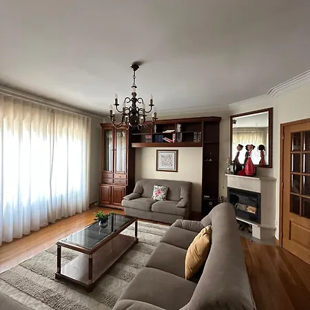 Avenida House - Regina Group * فيانا دو كاستيلو
