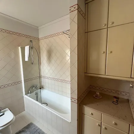 Avenida House - Regina Group Appartement