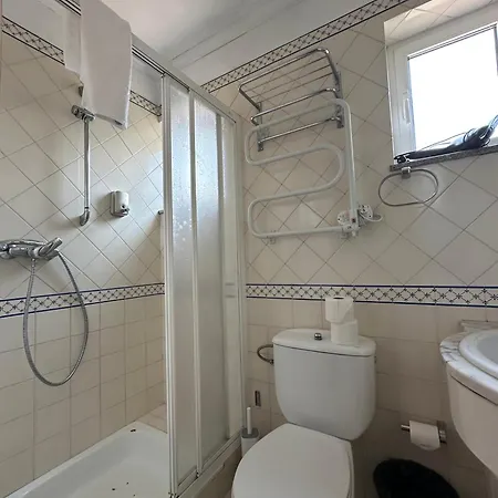 Avenida House - Regina Group * Виана-ду-Каштелу